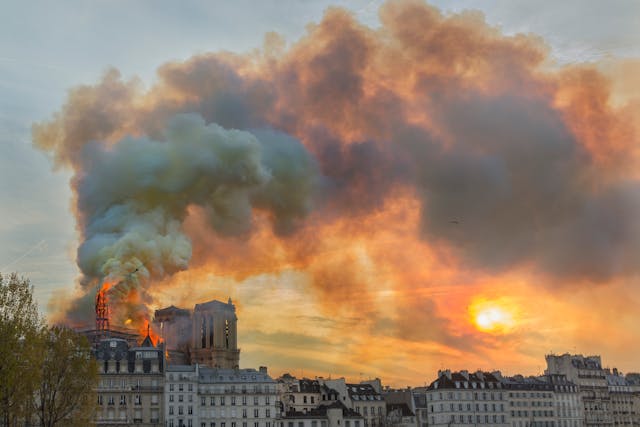 La construcción original de Notre Dame Un desafío medieval